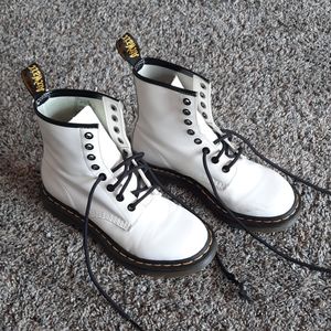White Dr.Martens